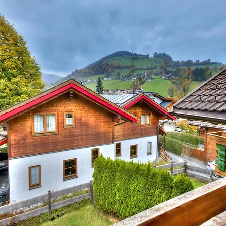 Wildschoenau With Private Garden, Cleaning Included 펜션